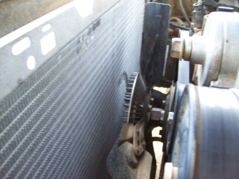 1990 Ford F-150 - Clutch on fan went into radiator, busting one of the cores