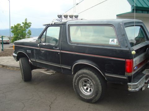 1989 Ford Bronco photo