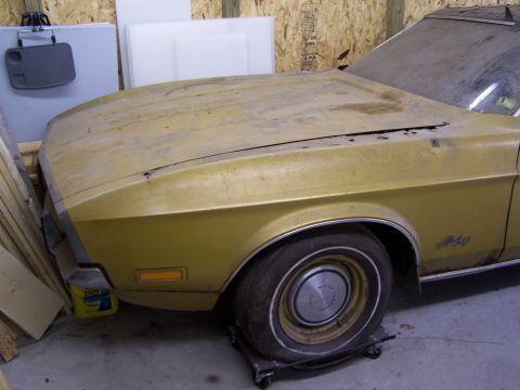 1972 Ford Mustang - Front fenders are in bad shape. The driver's side is beyond repair. This car is not a Grande but it came with a vinyl roof and both front a…