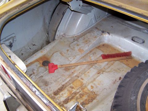 1972 Ford Mustang - Another view of the inside of the trunk.