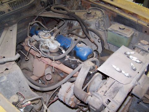 1972 Ford Mustang - The engine is a 1v 250cid inline 6 cylinder. Overall, the engine bay is in decent shape but it does need a rad support and a good detailing.