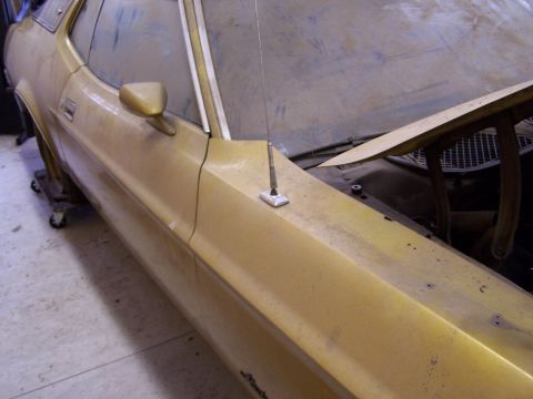 1972 Ford Mustang - This car also came equipped with body color matched racing mirrors.
