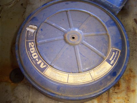 1972 Ford Mustang - Original air cleaner still has the 250cid decal intact.