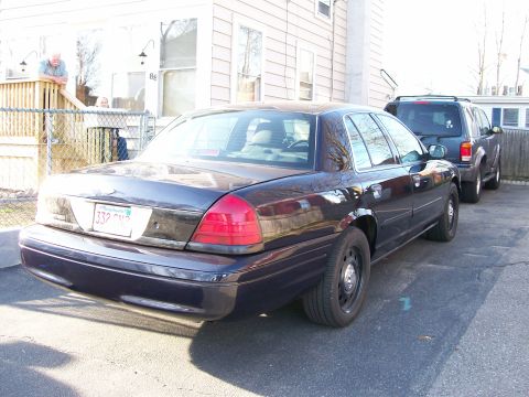 2007 Ford Crown Victoria photo