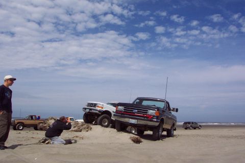 1996 Ford Bronco - Mike and I on the log, Tony taking pictures. (8/2/2003)