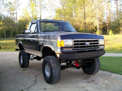 1990 Ford Bronco “ZBEAST”