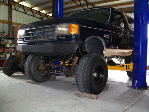 1990 Ford Bronco - sizen up 4 my sas