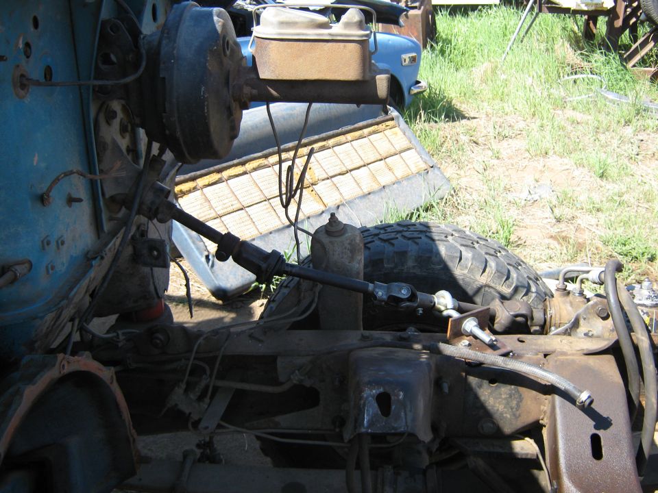 1972 Ford F-250 steering column and brake booster assembly