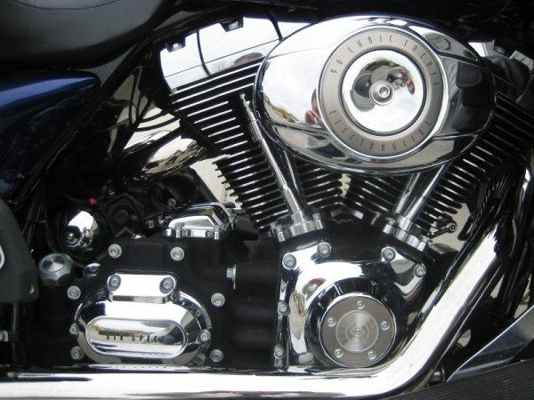 Chrome Harley Twin Cam 96 V-twin engine with round air cleaner