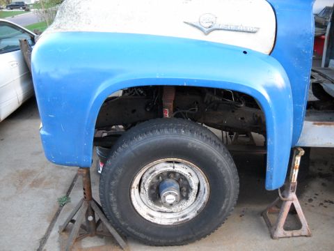 1954 Ford F-100 - Today I dug out the F600 front fenders and all the other front clip parts I'll be using. After I got all the parts dug out I started boltin…