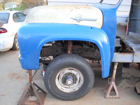 1954 Ford F-100 - Today I started by lifting the cab 2". I had to put some blocks under the rear jack stands. I also moved it forward. The cab and front clip…