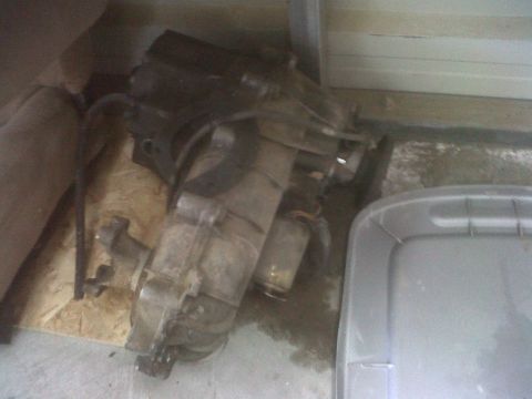 1989 Ford Bronco - This appears to be a transfer case, not a 1989 Ford Bronco.