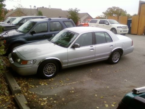 1999 Mercury Grand Marquis photo