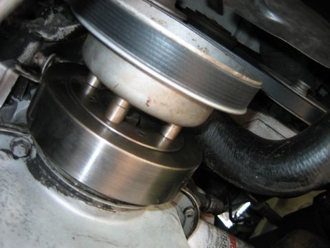1992 Ford Bronco - **WARNING** Replacement harmonic balancer from Summit notice the spacers. THIS IS NOT THE CORRECT WAY TO INSTALL..
