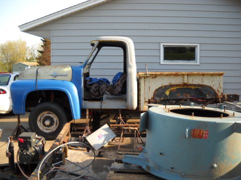 1954 Ford F-100 - The box is sitting a few inches lower then it will be sitting once it's mounted. But these shots give an idea about what the truck is going…