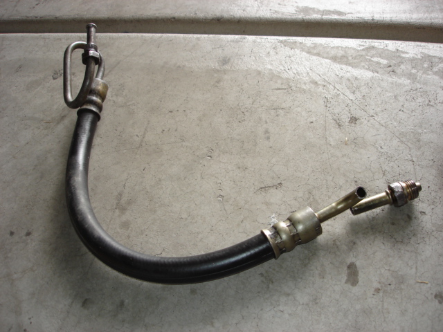 Power steering hose with metal fittings