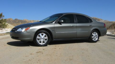 2003 Ford Taurus - Handsome