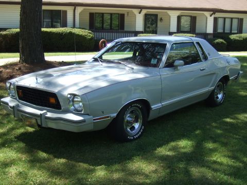 1976 Ford Mustang II photo