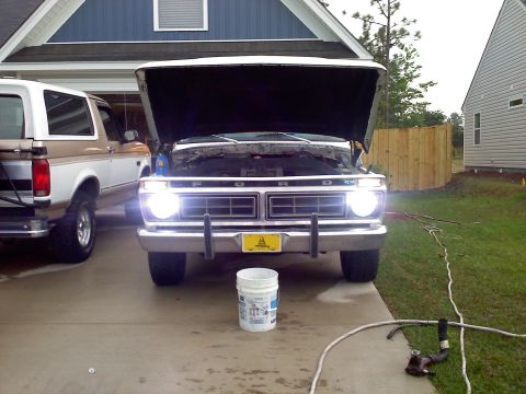 1992 Ford Bronco photo