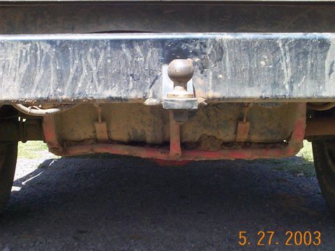 1983 Ford Bronco - The rear of a 1983 Ford Bronco, showing its bumper and trailer hitch assembly.