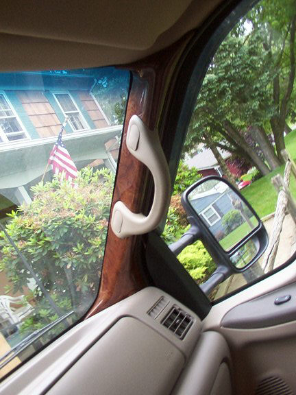 2001 Ford Excursion - To match the A-pillars, I install wood grain to the passenger side.