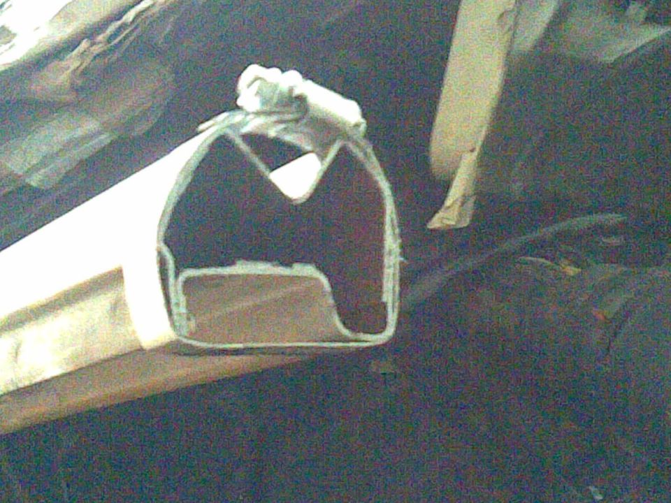 cross section of the A pillar and hose clamp cutting guide