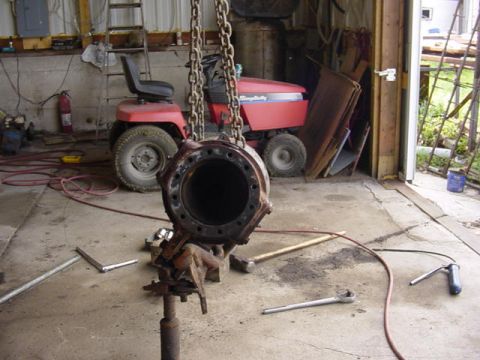 1992 Ford Bronco - remove spindle with bolts, then knick spindle off, pull out axleshaft.