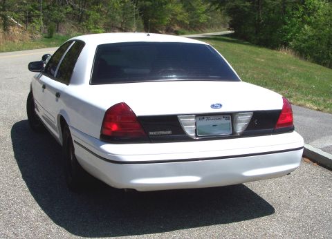 2000 Ford Crown Victoria “Vicky”