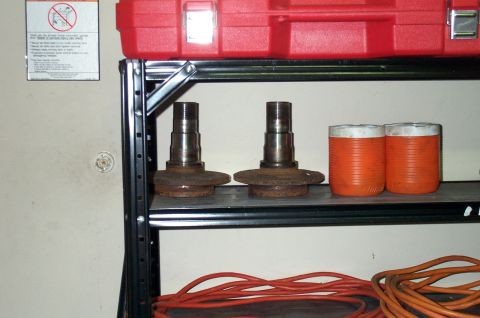 1995 Ford Bronco - spindles