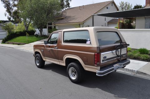 1986 Ford Bronco photo