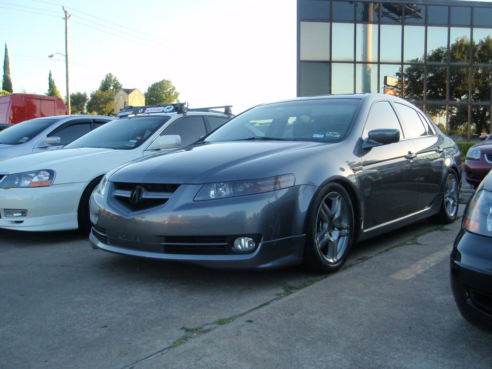Gray 2003 Acura TL front 3/4 view