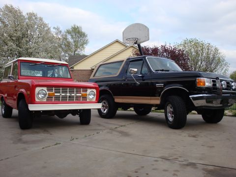 1989 Ford Bronco photo