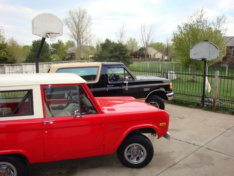 1989 Ford Bronco photo