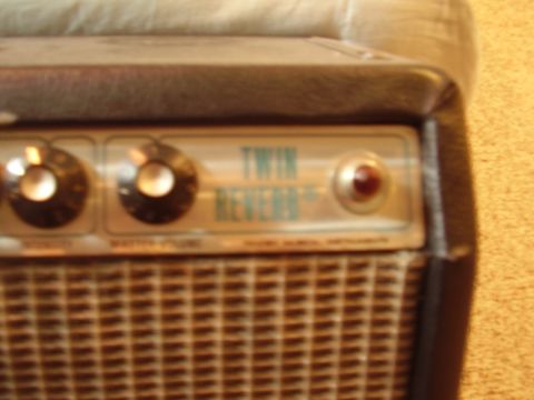 1996 Ford F-150 - This photo shows the control panel of a Fender Twin Reverb amplifier, not a 1996 Ford F-150.
