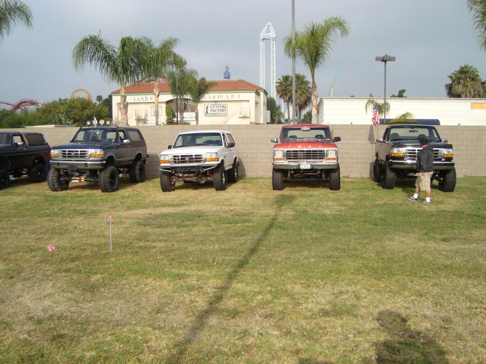 Front view of lifted 1992 Ford Bronco with custom bumper