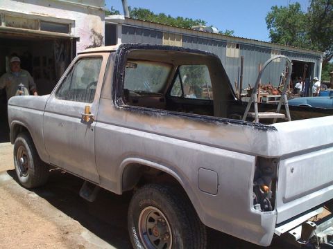 1986 Ford Bronco photo