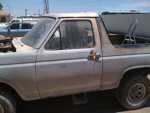 1986 Ford Bronco photo