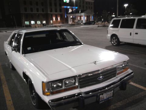 1989 Ford Crown Victoria LTD photo