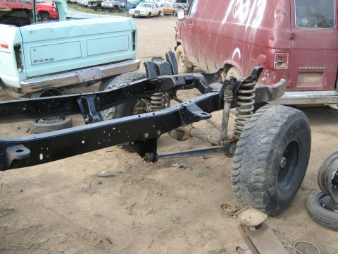 1978 Ford Bronco - paint and suspension done on new frame
