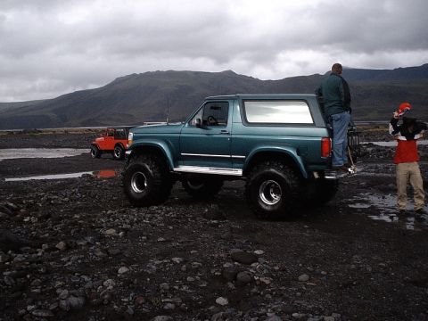 1996 Ford Bronco - august 10-2003