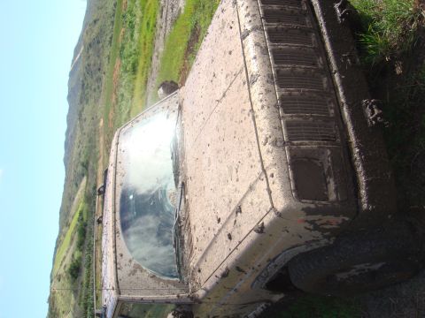 1992 Ford Bronco - This 1992 Ford Bronco is covered in mud after an off-road excursion.