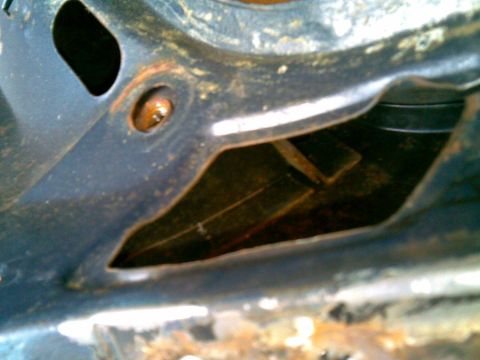1972 Ford Ranchero - the 72 didn't get the same shoulder belt mount that later years did, in the rear corner of the roof