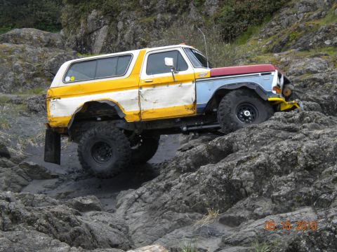 1994 Ford Explorer - Off-road modified 1978 Ford Bronco tackling a rocky trail on May 15, 2010.
