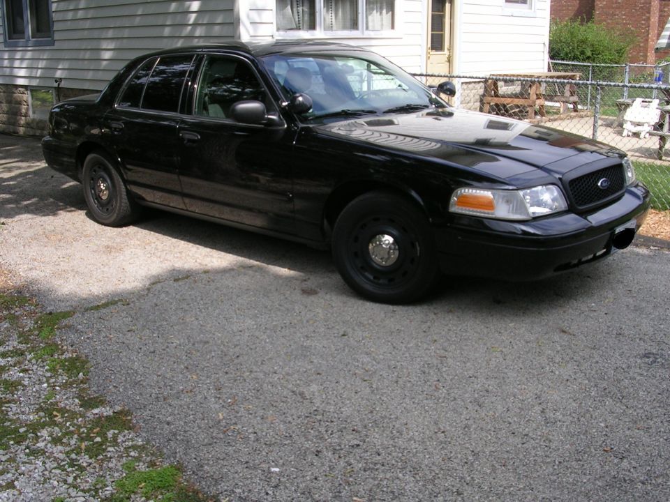 2004 Ford Crown Victoria