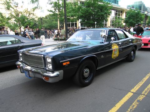 1991 Ford Crown Victoria - This police car appears to be a 1977 model, not a 1991 Ford Crown Victoria.