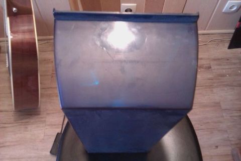1991 Ford Crown Victoria - This photo shows a plastic housing on a chair, not a 1991 Ford Crown Victoria.