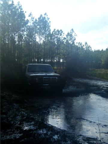 Muddy Dirt Road 17MAY10 - 1994 Ford Bronco