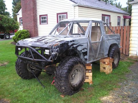 1986 Ford Bronco II - This heavily modified vehicle appears to be a custom-built buggy, not a stock 1986 Ford Bronco II.