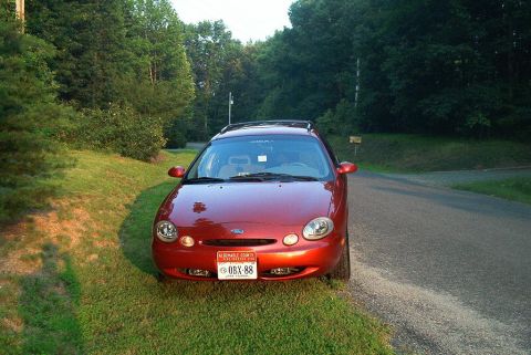 1996 Ford Taurus photo
