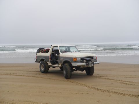 1991 Ford Bronco - This lifted Ford Bronco is ready for off-road adventure on the beach.